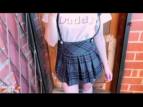 ❤️ L'escola es xucla la polla profundament i la folla en lloc de les classes. ❤ Porno a nosaltres ️❤