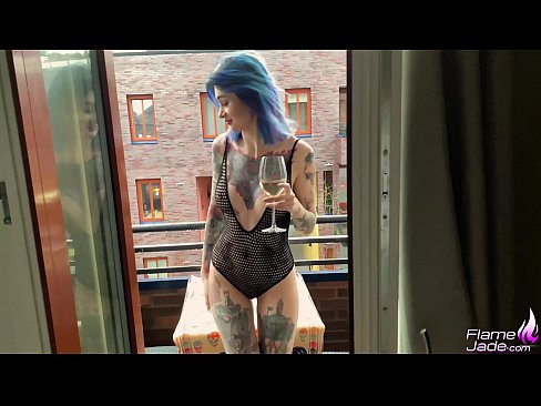 ❤️ Una noia tremenda xuclant amb un glop i follant apassionadament sota el cel obert ❤ Porno a nosaltres ️❤